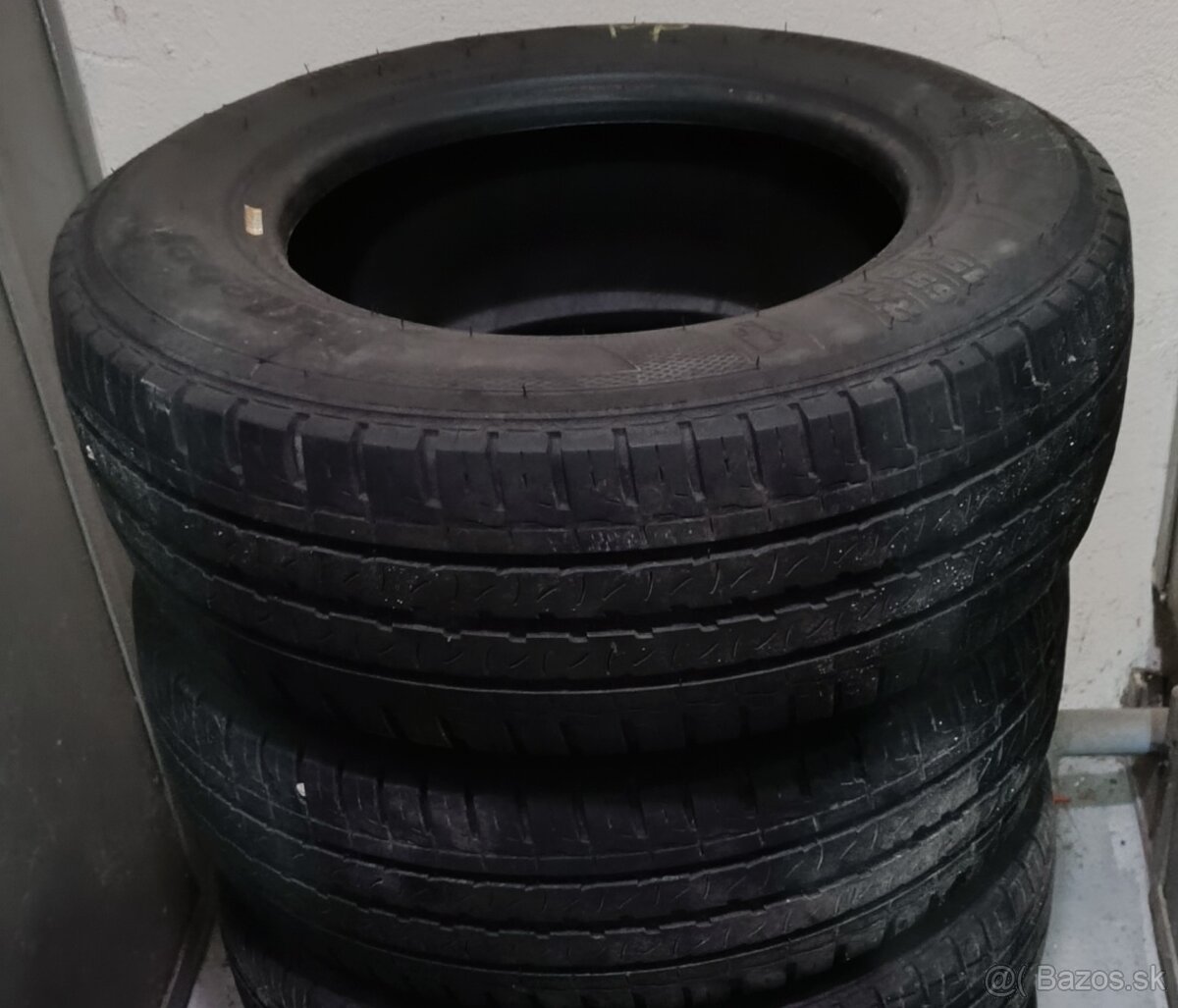 Letne pneumatiky 2ks - 215/65R15C - KLEBER