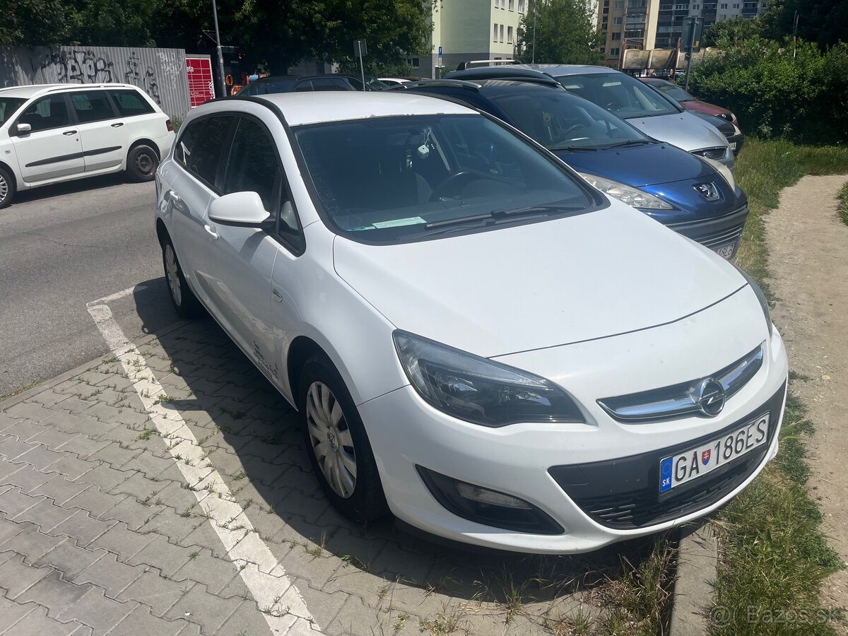 Opel Astra J 1.6 85kw