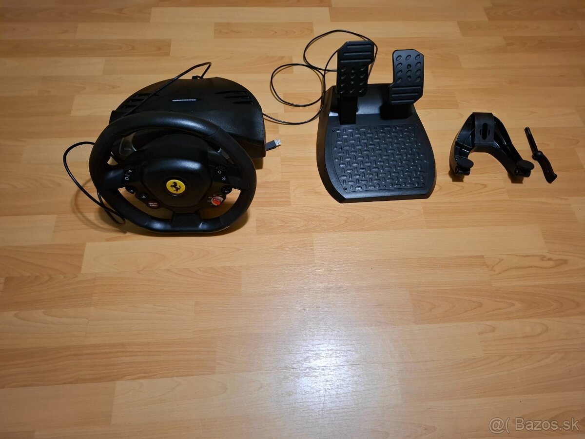 Volant thrustmaster Ps4/ps5/Pc