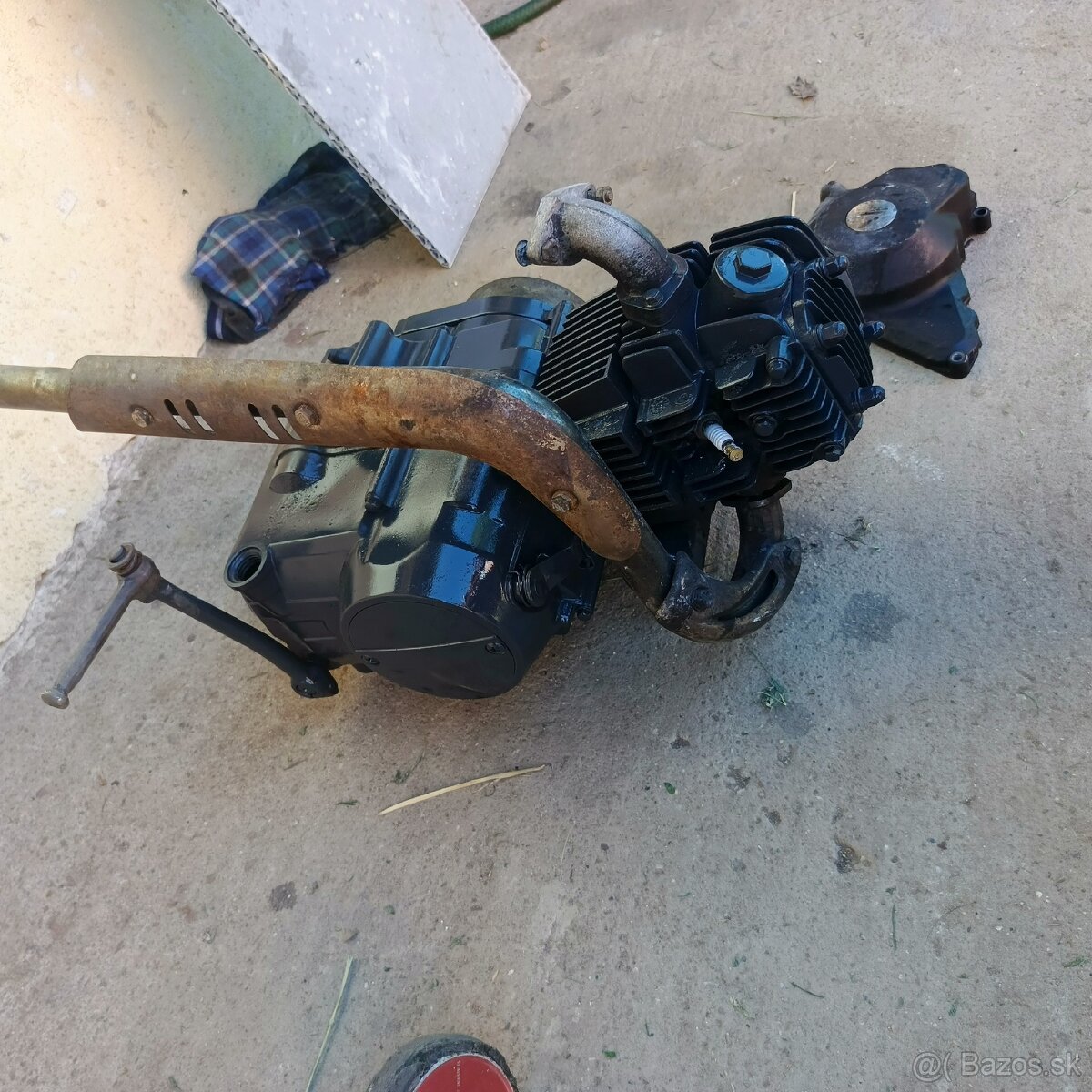 Motor ATV/pitbike 125ccm³ na spojazdnenie