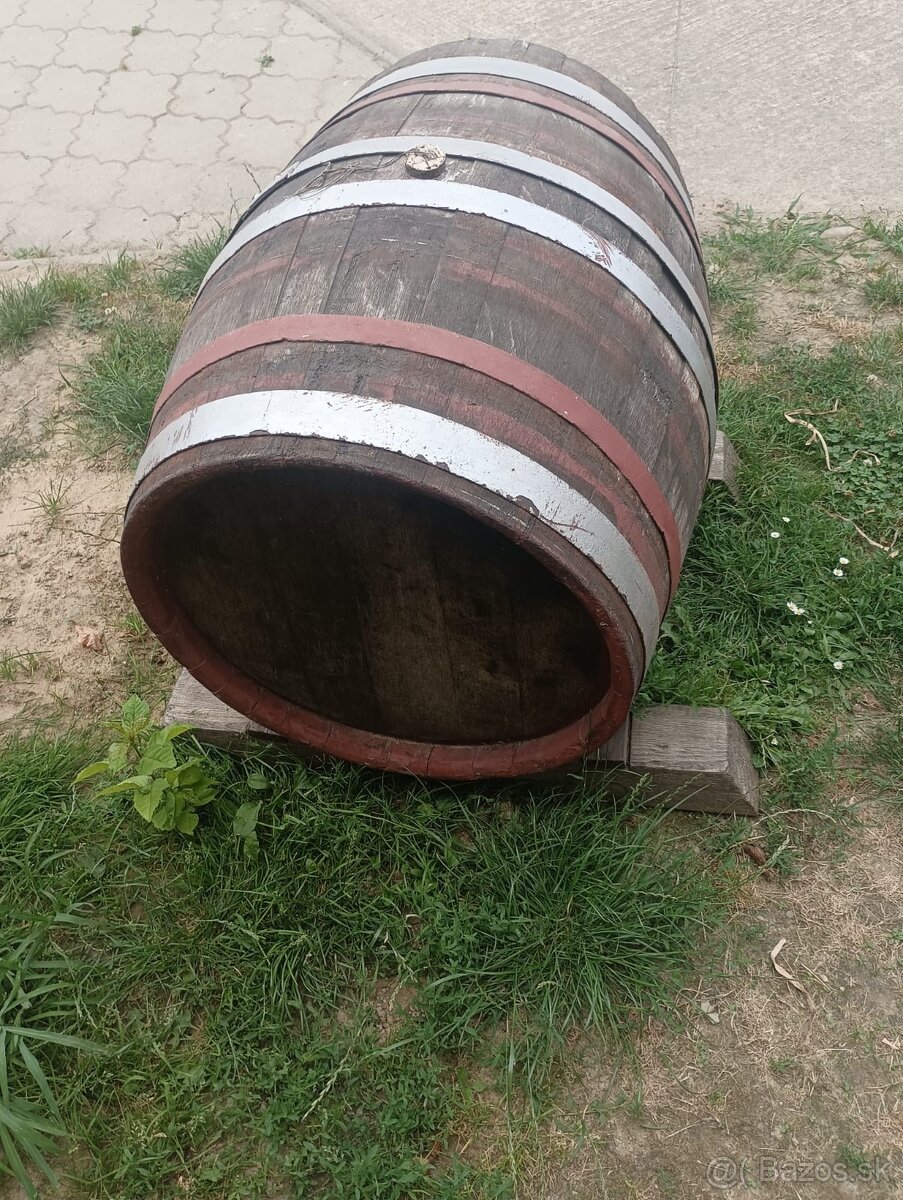 Sud drevený