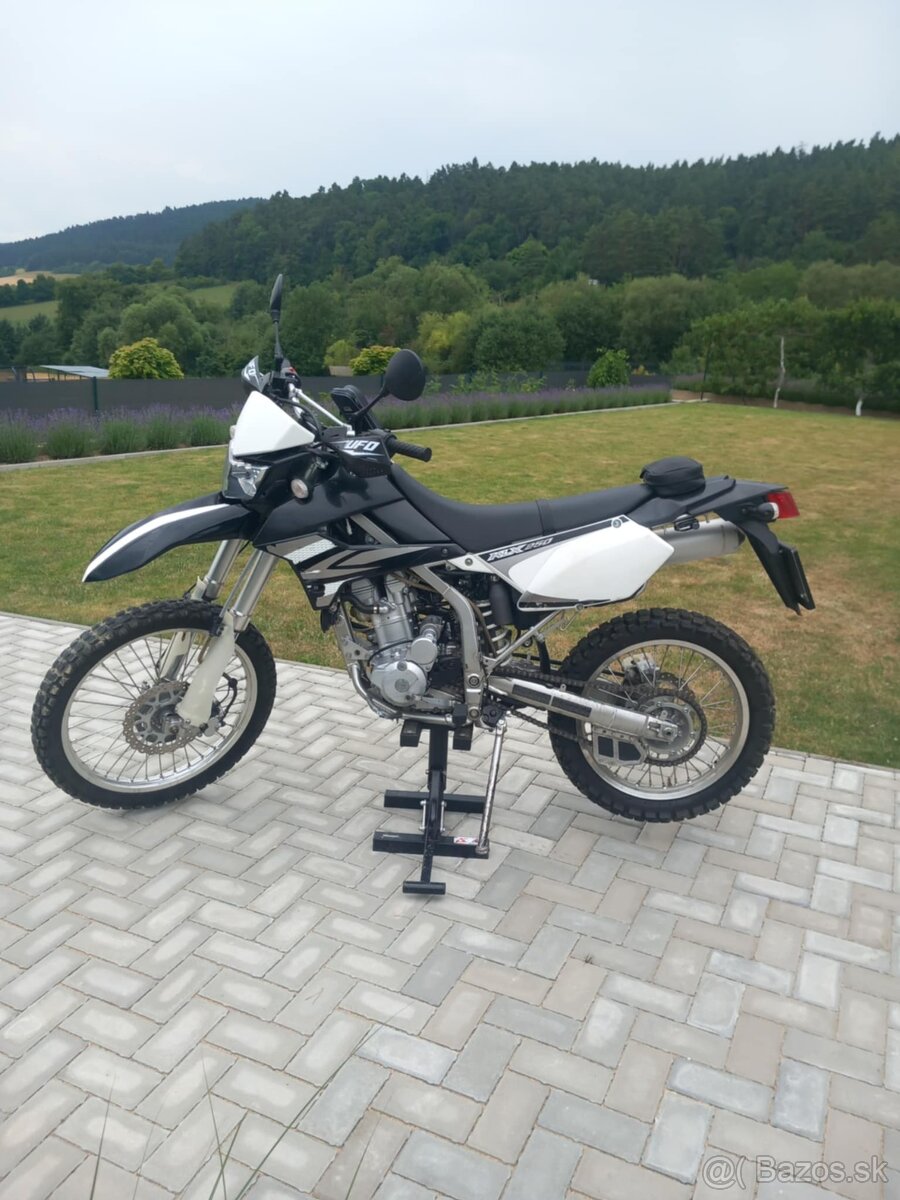 Kawasaki KLX 250