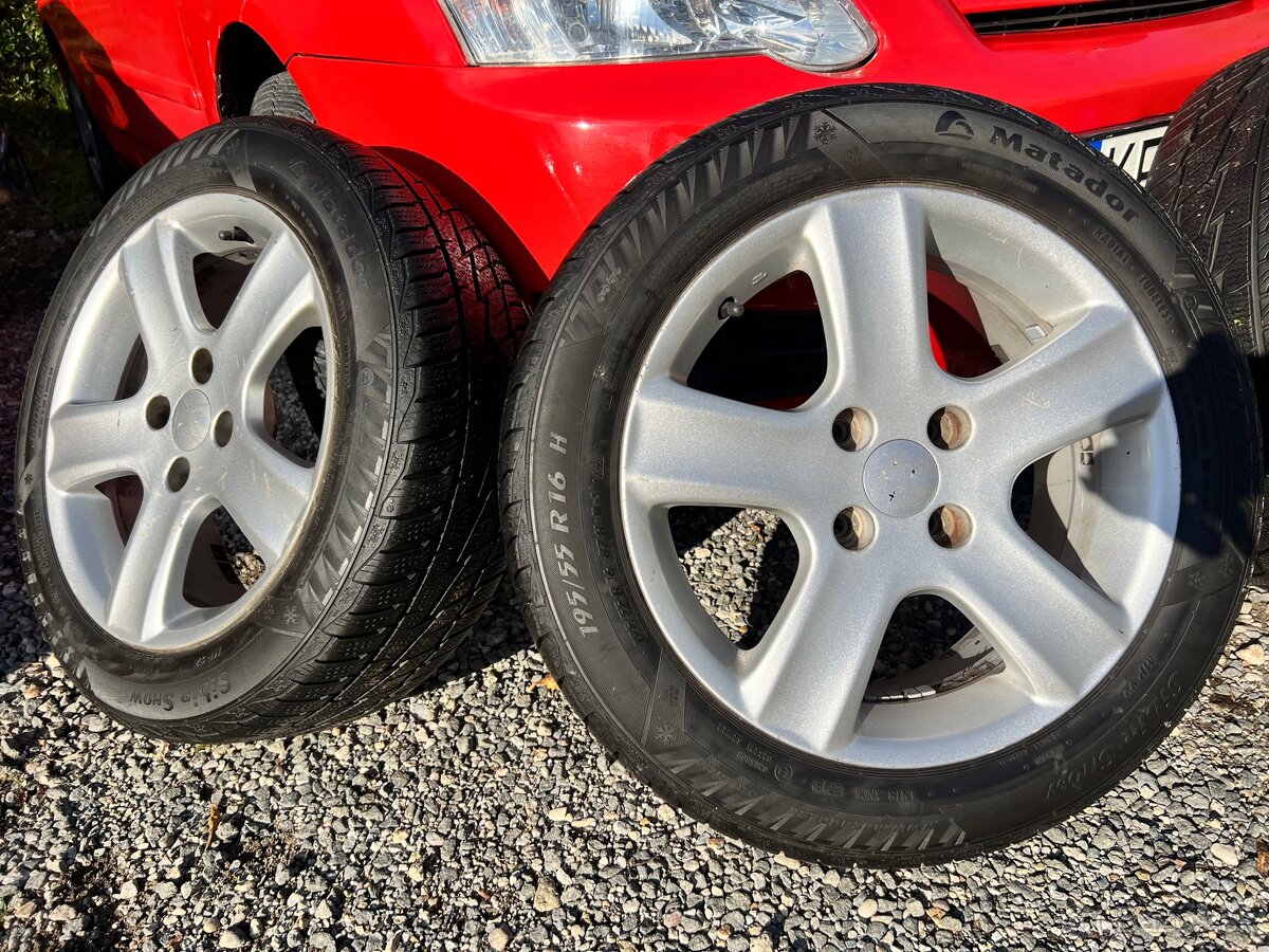 Zimne pneumatyki 195/55 R16 na diskoch 4x108