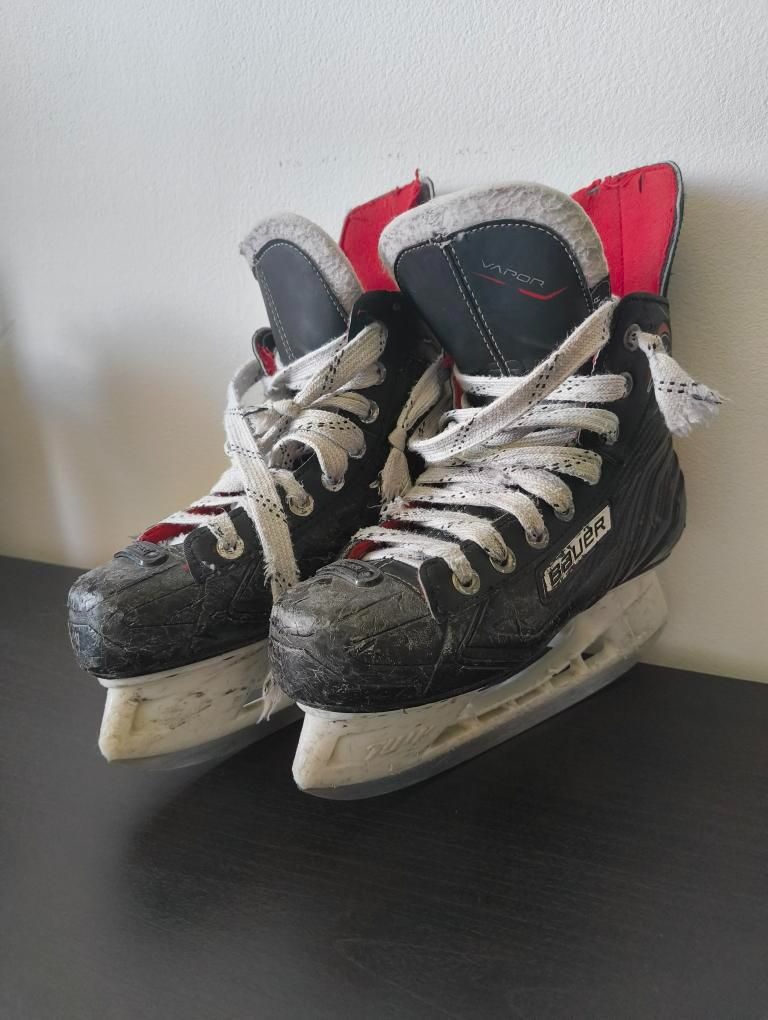 Hokejové korčule bauer vapor veľkosť 36