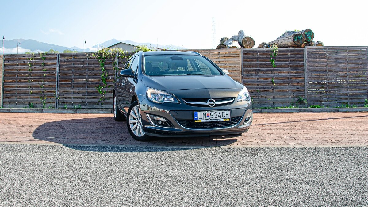 Opel Astra Sport Tourer ST 1.4 Turbo 140k, 103KW, M6, 5d