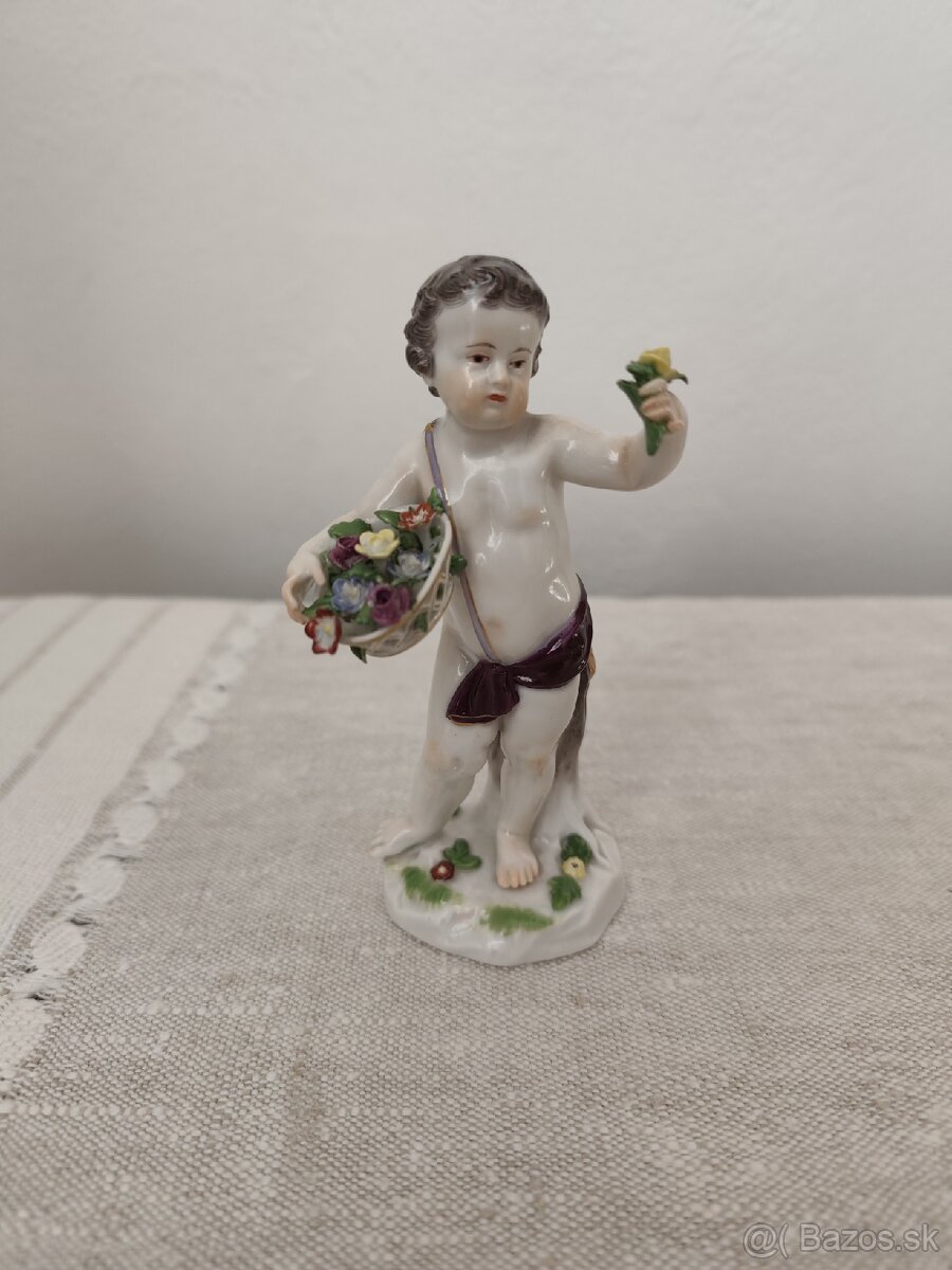 Meissen míšeň chlapec s košíkom porcelánová soška 13 cm