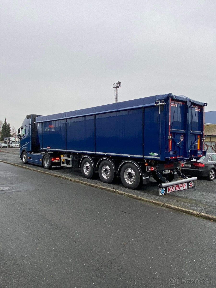 Sklápací vyklápací náves KEMPF 51 cbm
