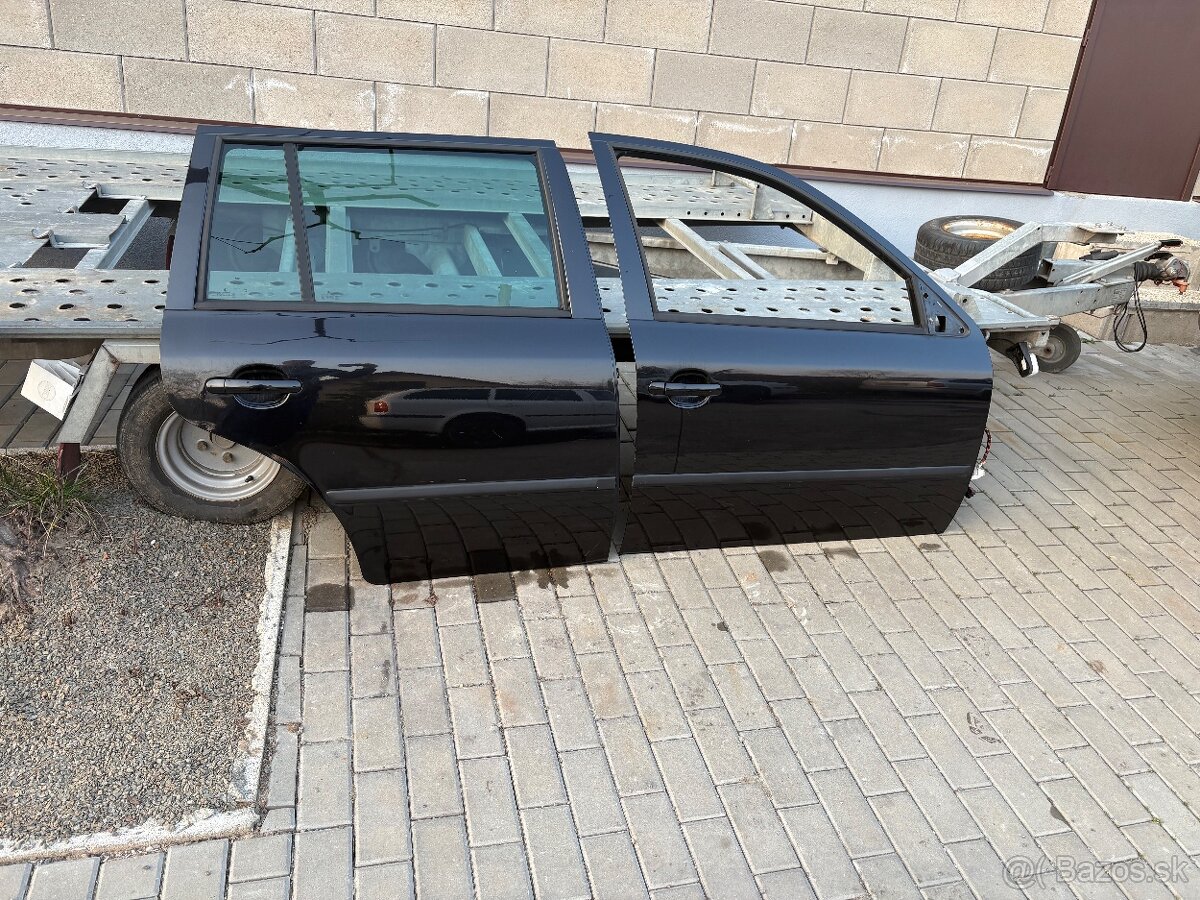 Dvere čierna met. 9910 Octavia I