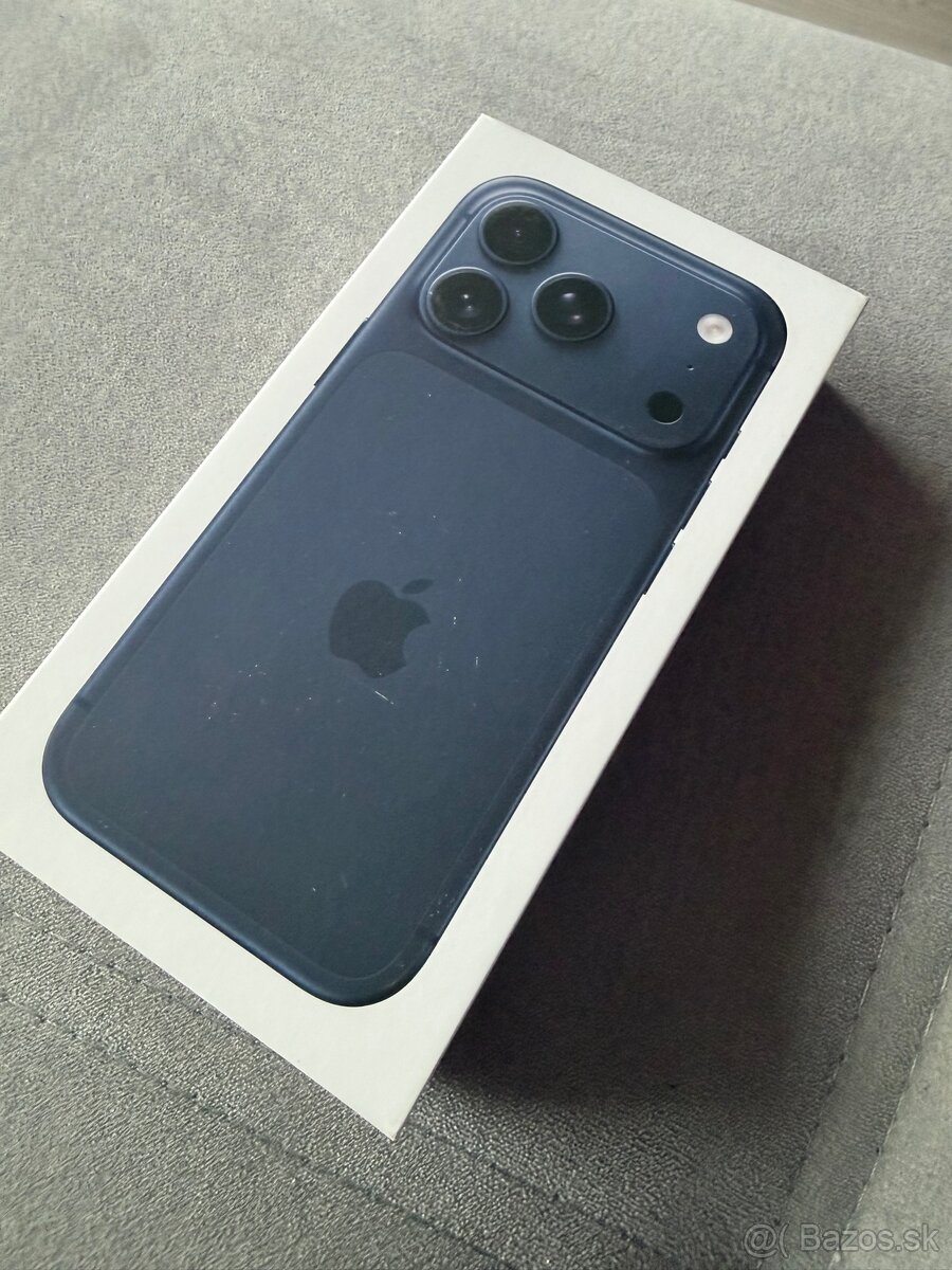 Iphone 17 pro 256gb blue