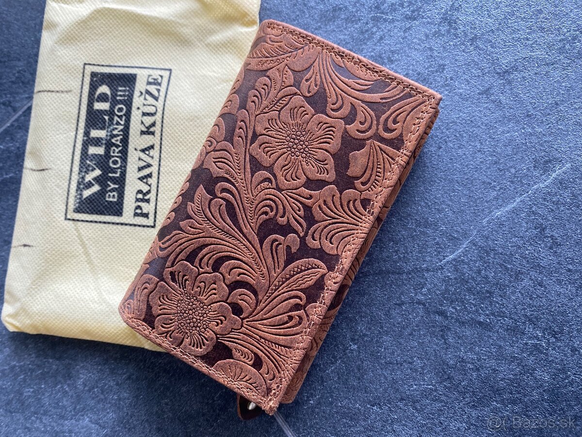 Wild dámska kožená peňaženka, kvalitne spracovaná.