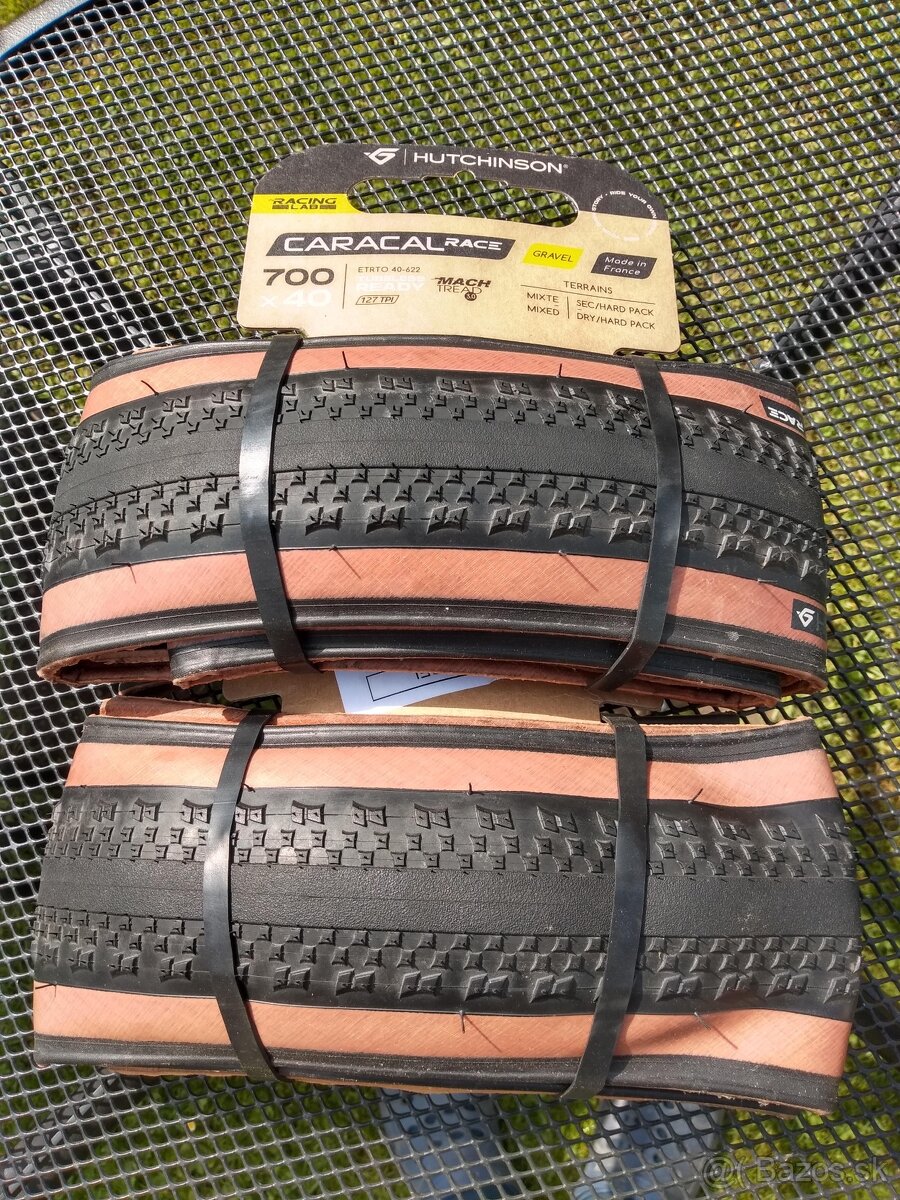 Gravel plášte Hutchinson Caracal Race 700x40