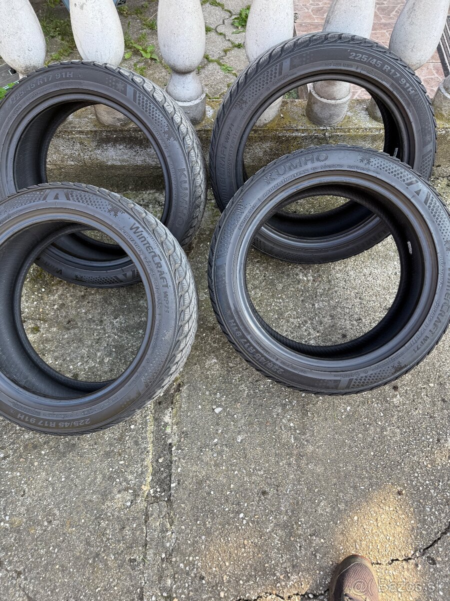 KUMHO WinterCraft WP71,225/45 R17 91H
