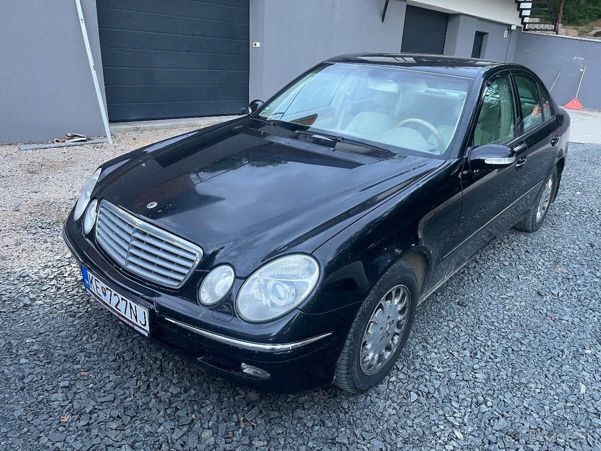 Mercedes W211