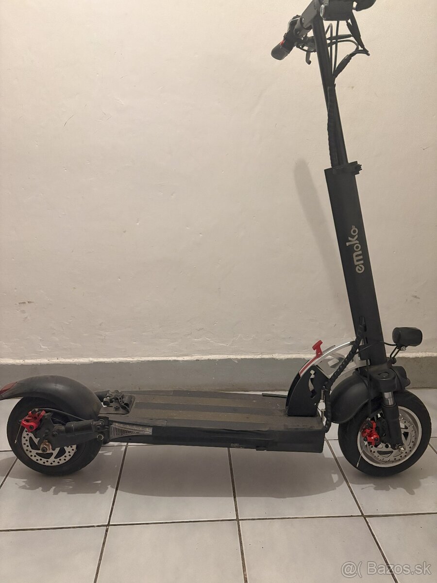 Elektrická kolobežka Emoko