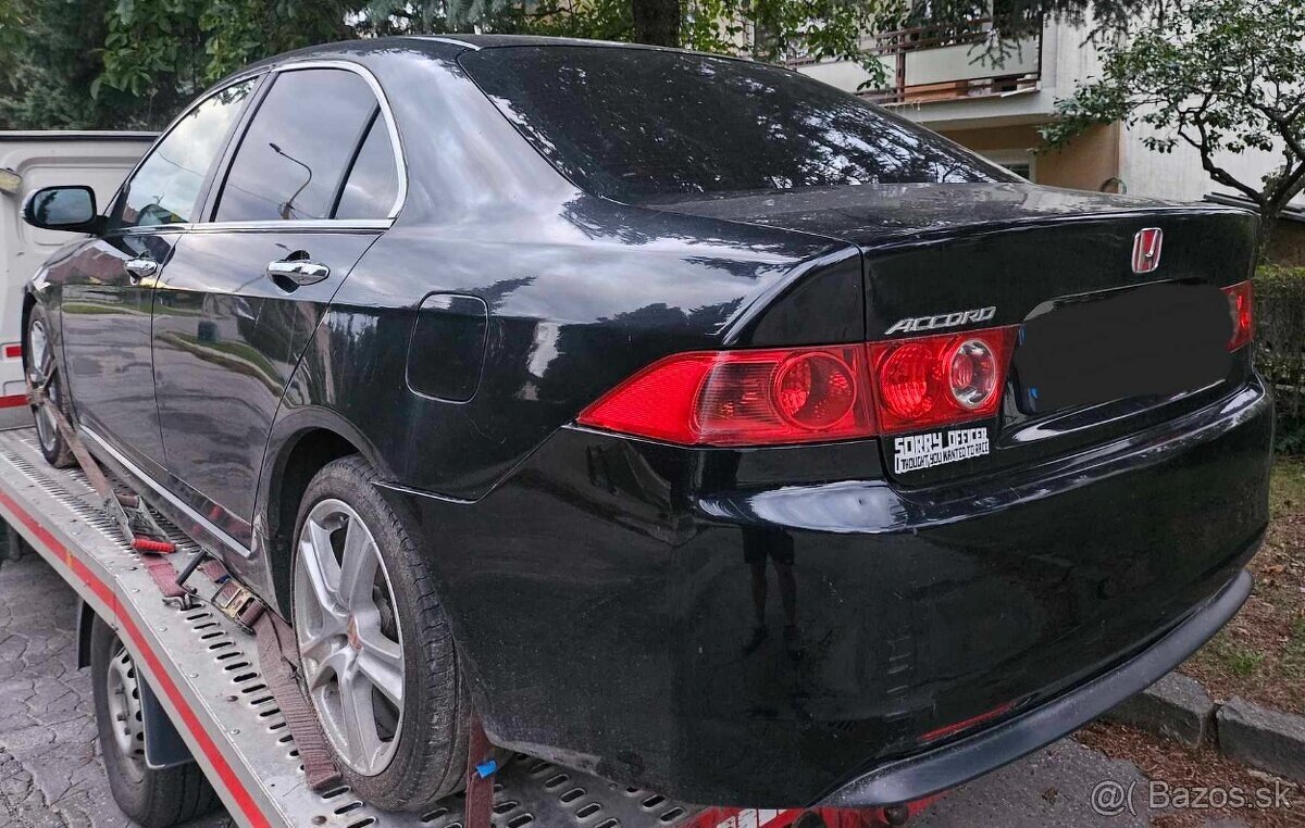 Rozpredám Honda Accord 2.2 cdti 103kw 2006