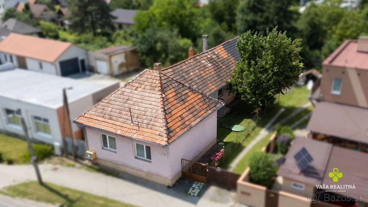 Rodinný dom – Oslany