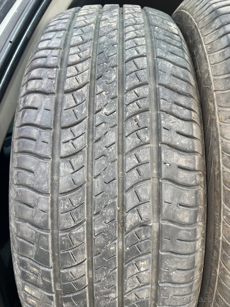 235/60 R18 Letné