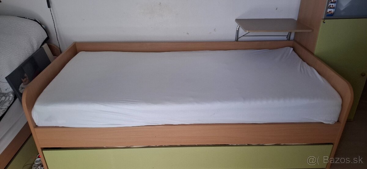 2 x posteľ do detskej/študentskej izby