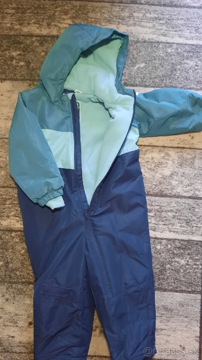 Zimná detská kombinéza
👶 Veľkosť: 98
👕 Značka: Lupilu