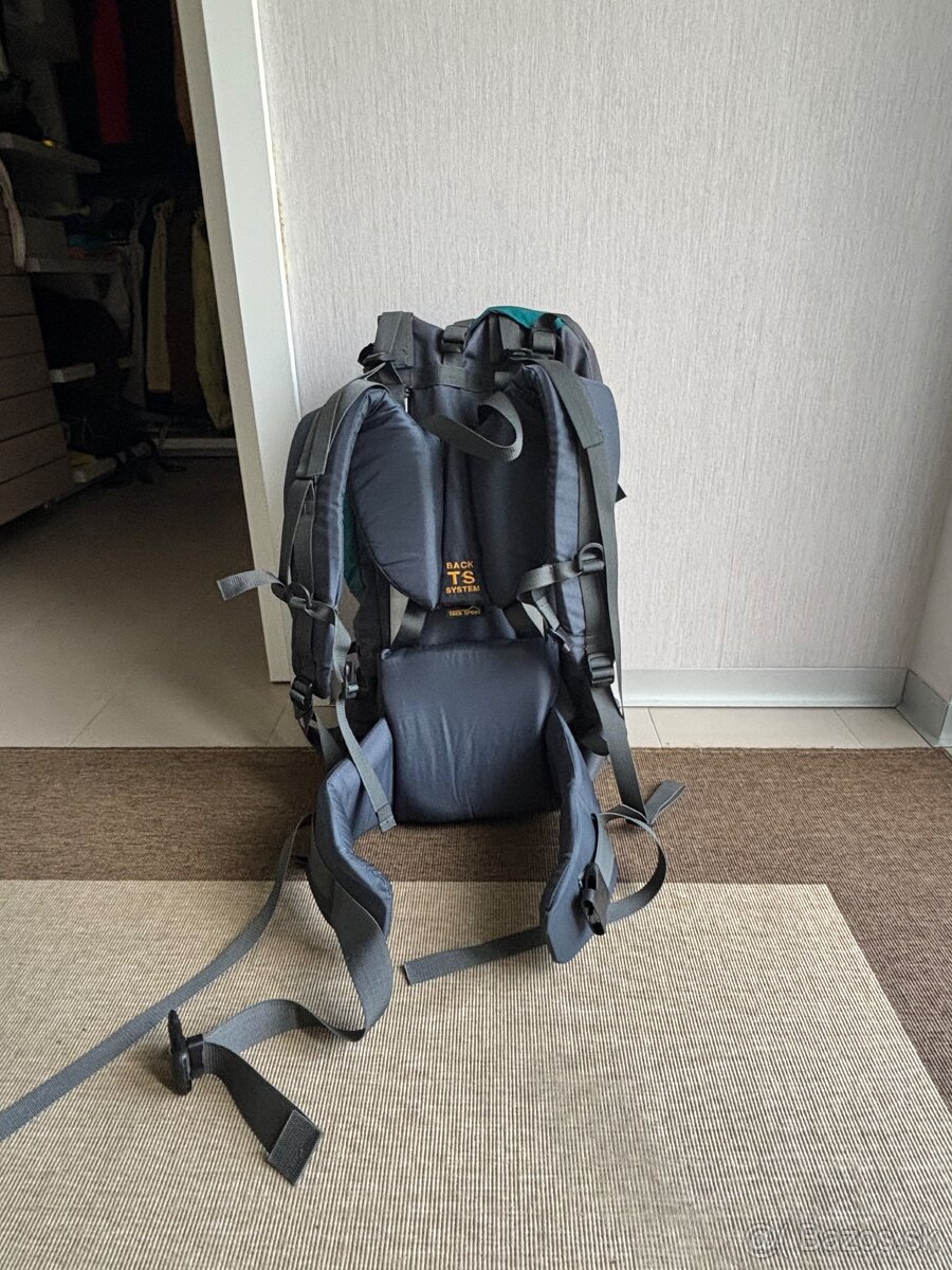 Predám turisticky batoh