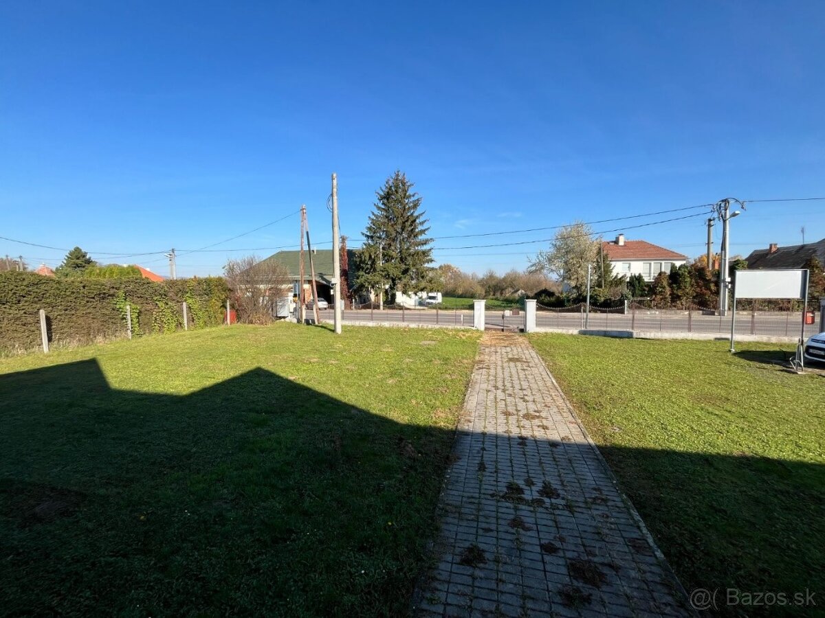 Garáž a Pozemok na rôzne účely Ivanka pri Nitre