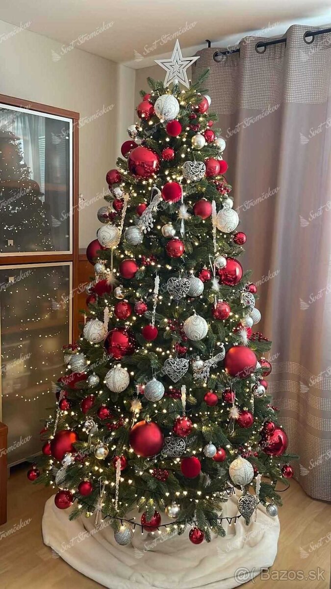 Prosím nedaruje niekdo vianočni stromček