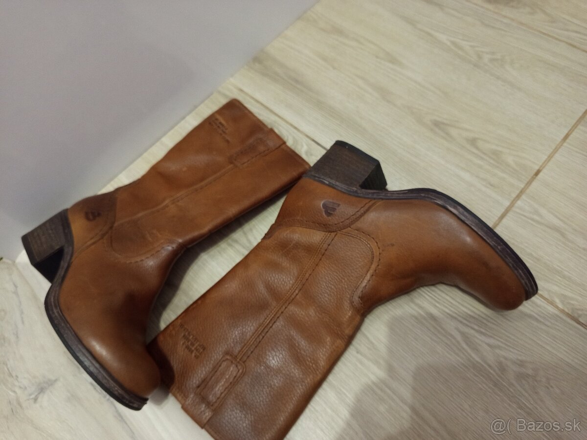 Dámske kožené čižmičky