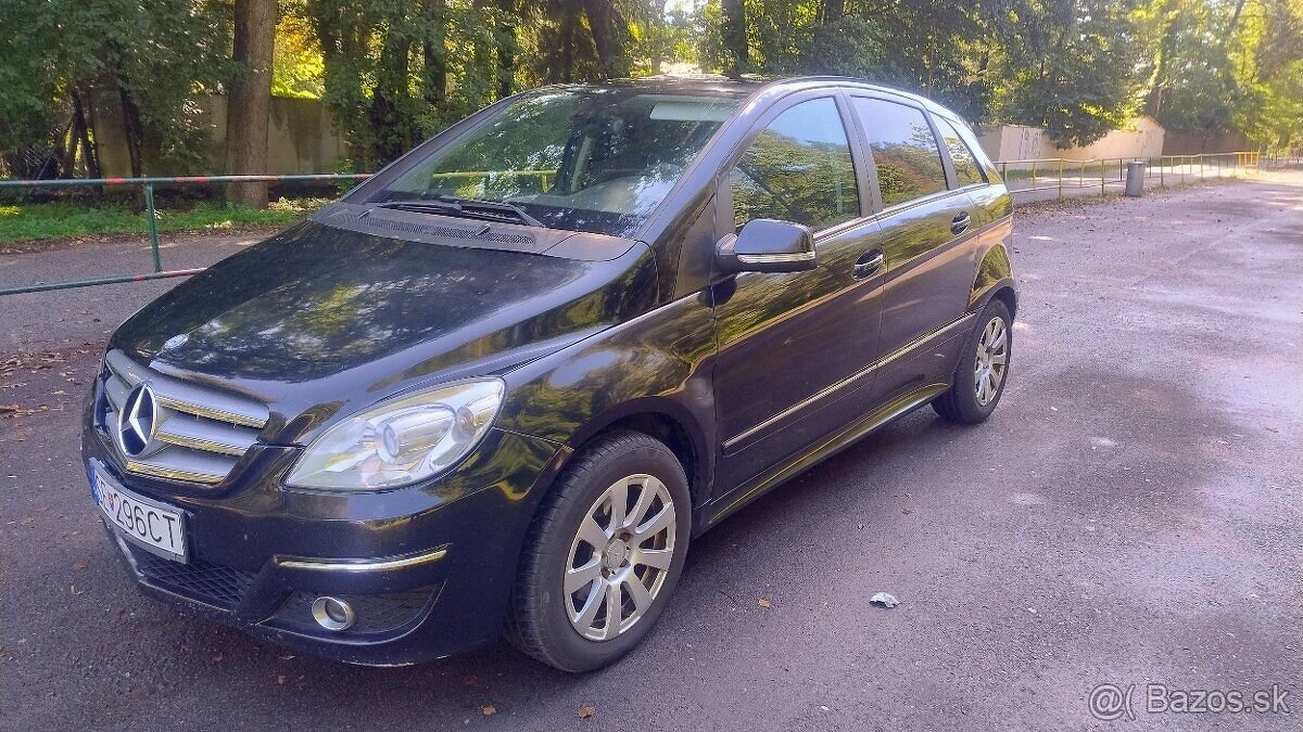 Mercedes Benz B