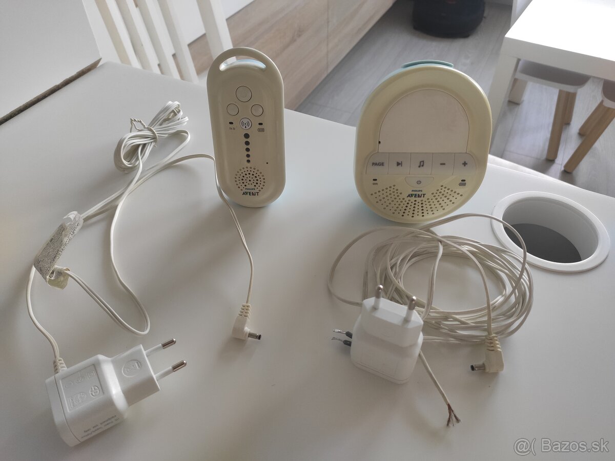 Predam detsku vysielacku, kuchynsky zapalovac, ziletku