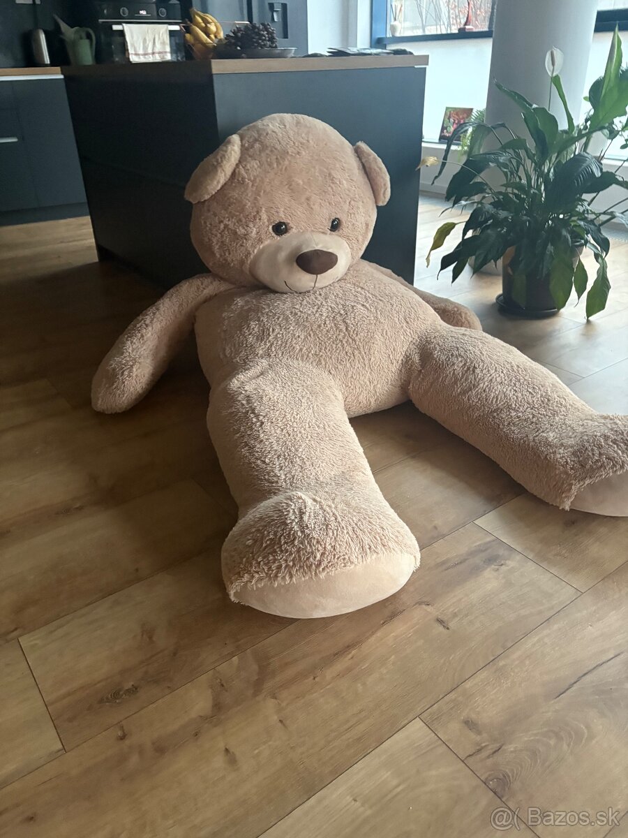 Plyšový macko 180cm