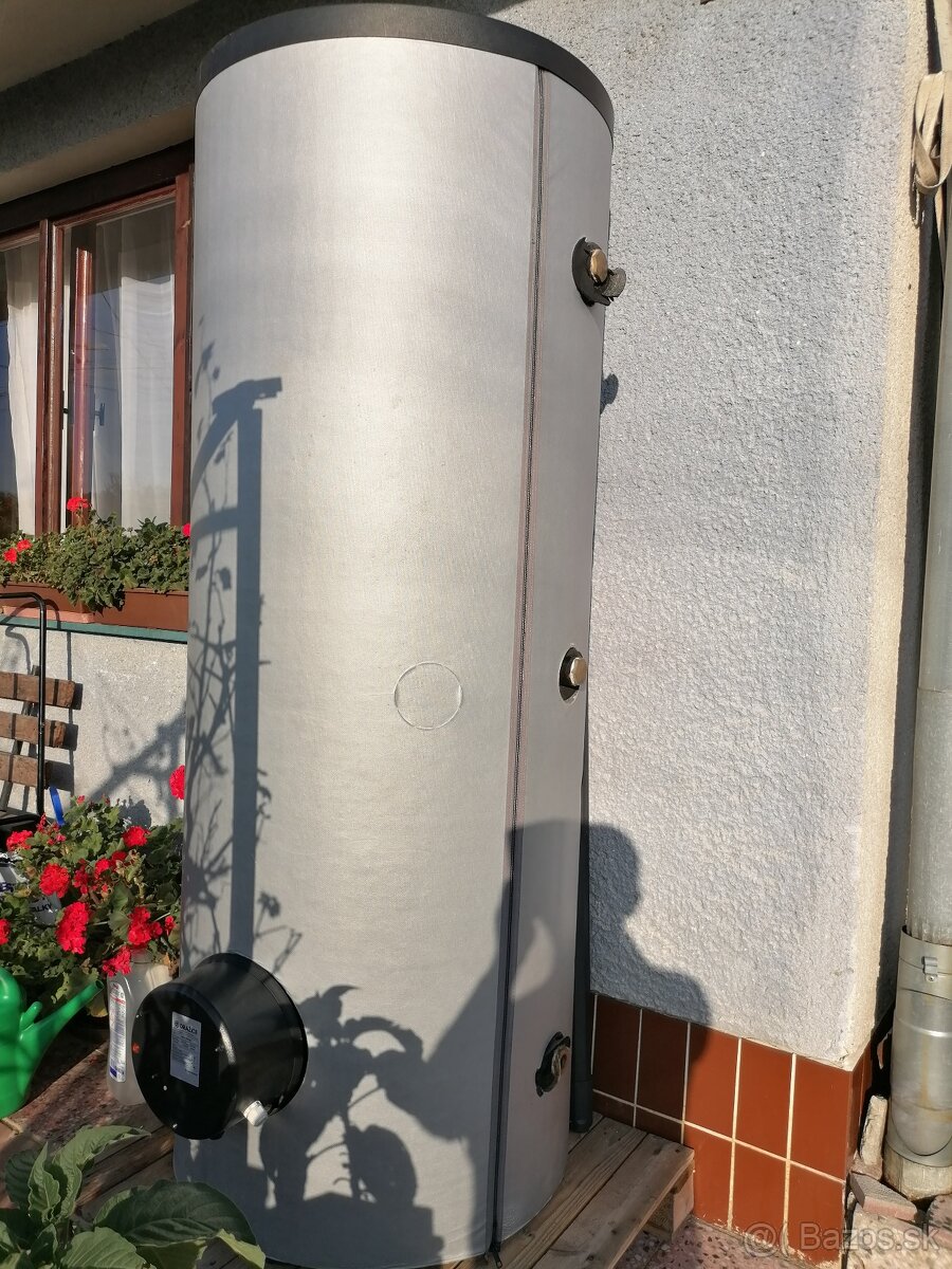 Akumulačná nádrž dražice s bojlerom