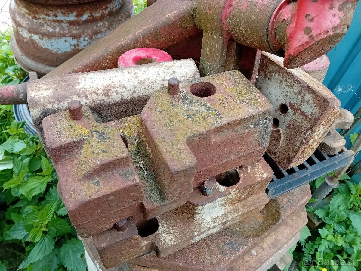 Závažia tehličky zetor 3011