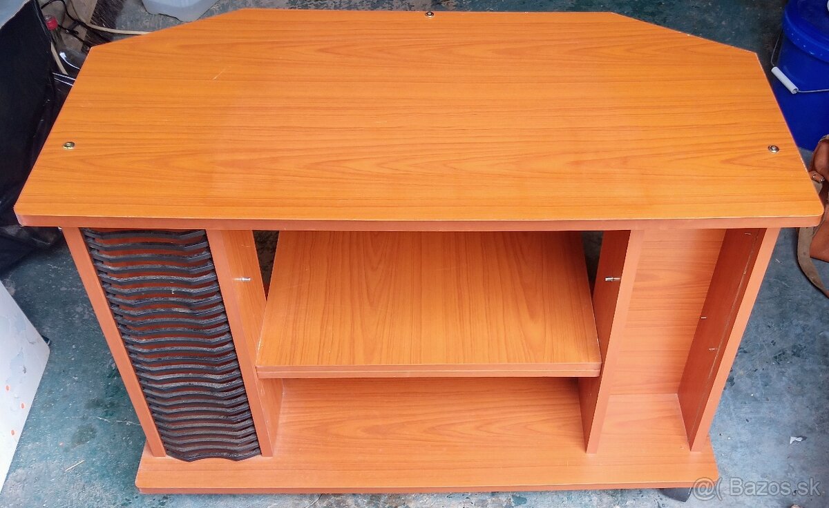 TV Stolík