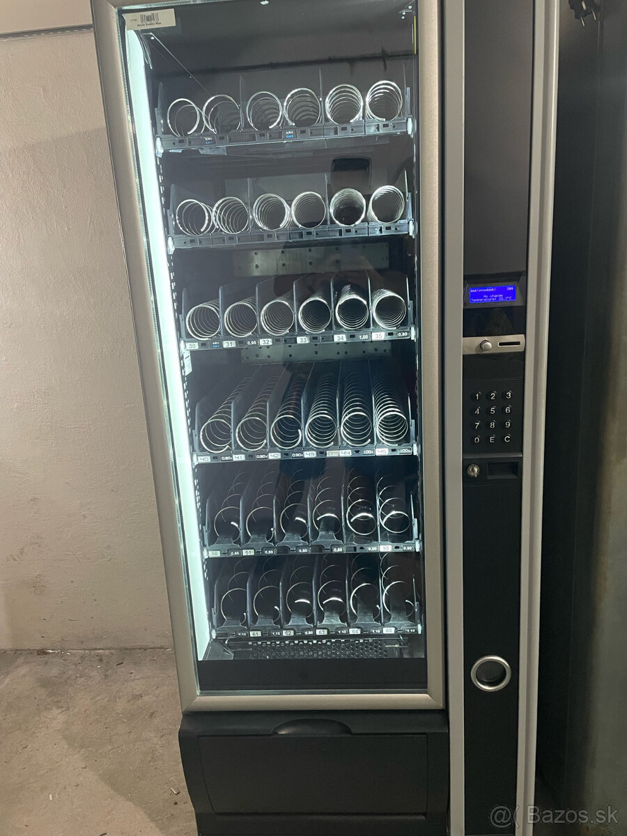 Predám predajný automat Necta Snacky MAX