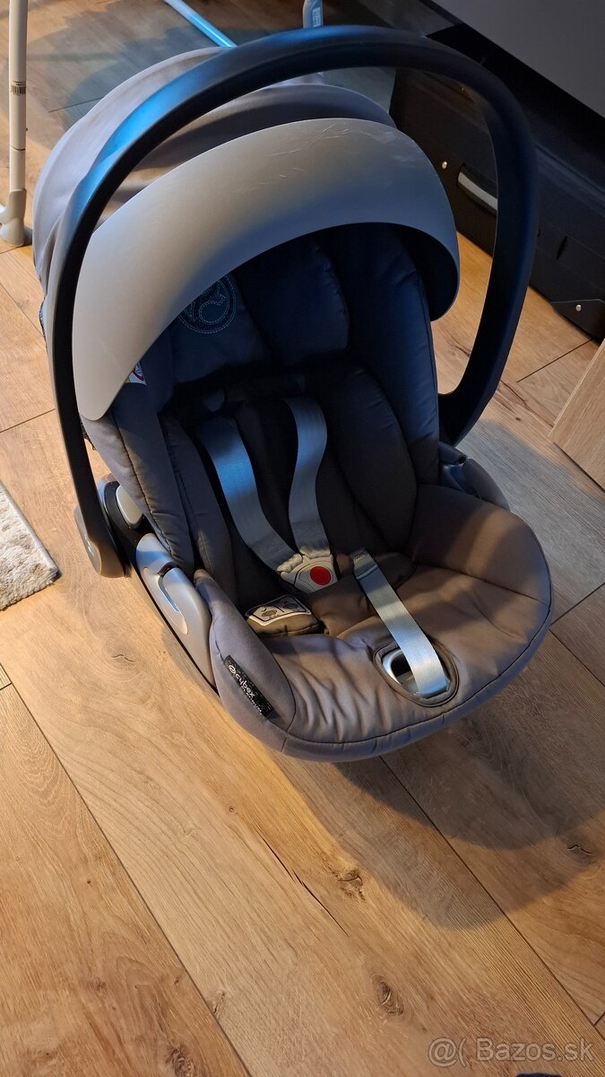 CYBEX Model Cloud Z i-Size