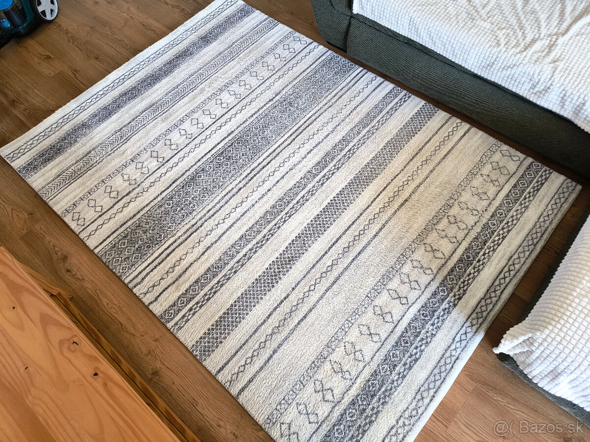 Koberec 160x220 cm