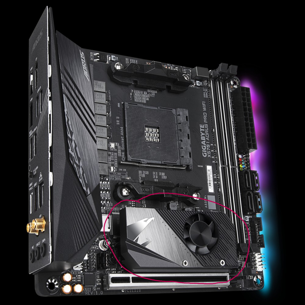 Kúpim originál M.2 heatsink na Gigabyte X570I