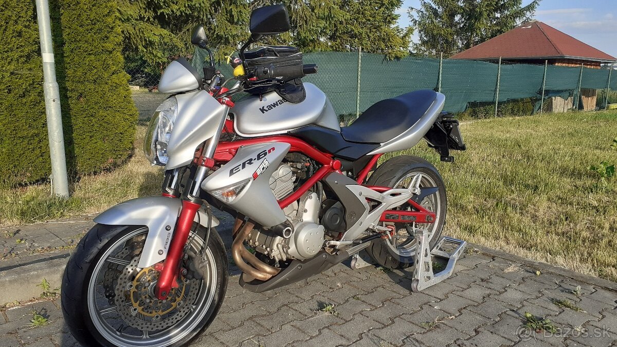 Kawasaki ER6N