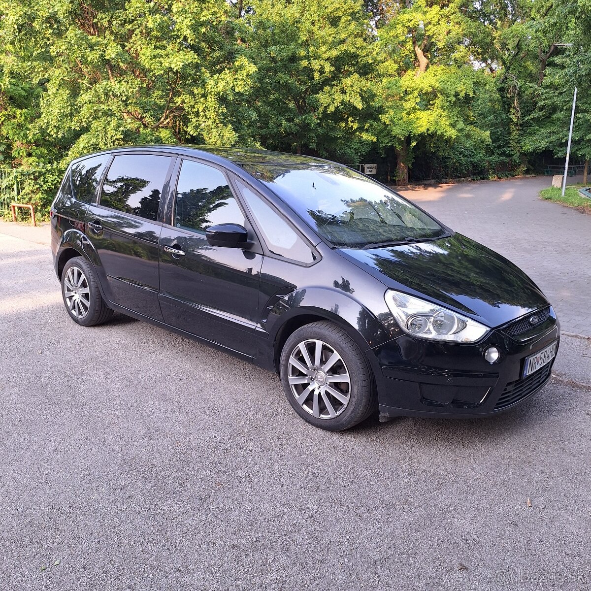 Ford S-max 2.0 TDCi 103 kW