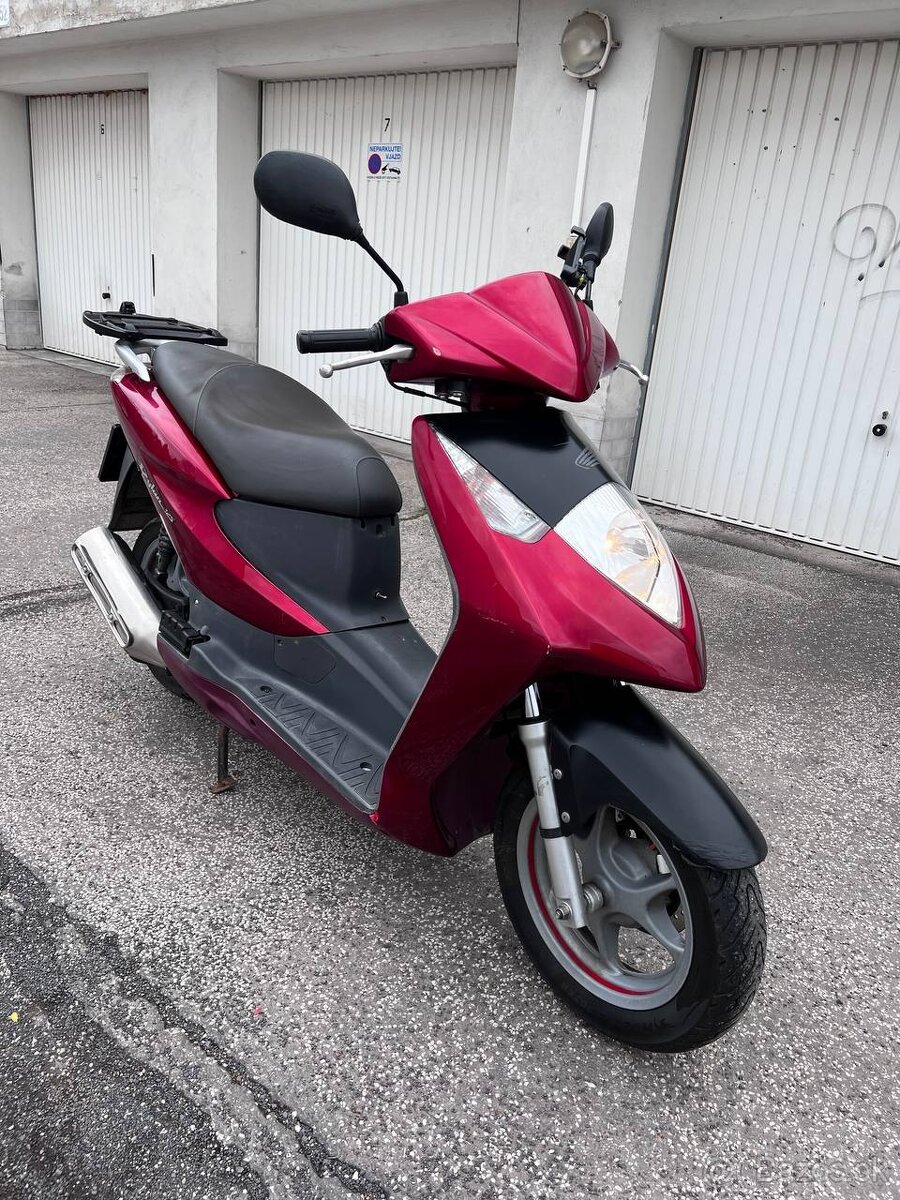 HONDA Dylan 125