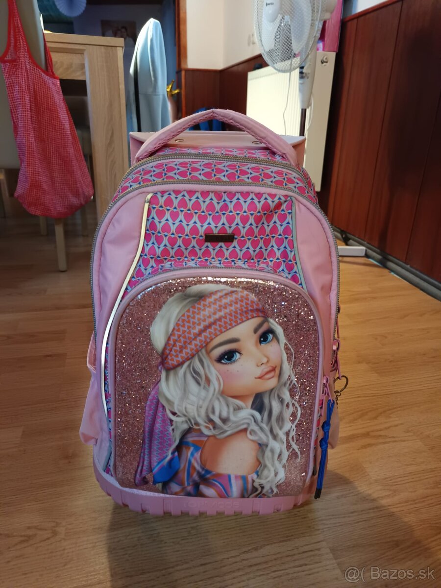 Školská taška na kolieskach