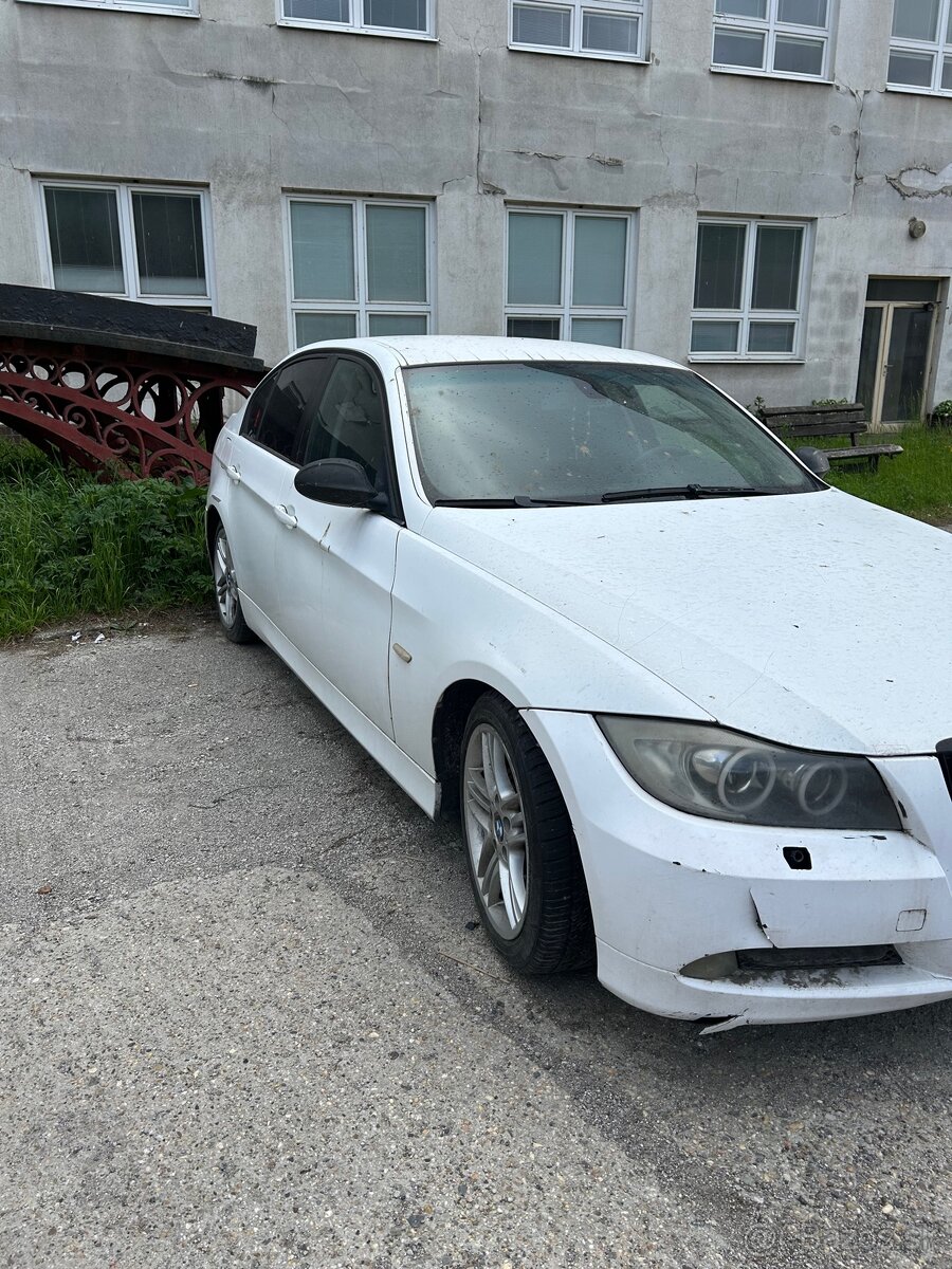 Predám bmw e90 320d