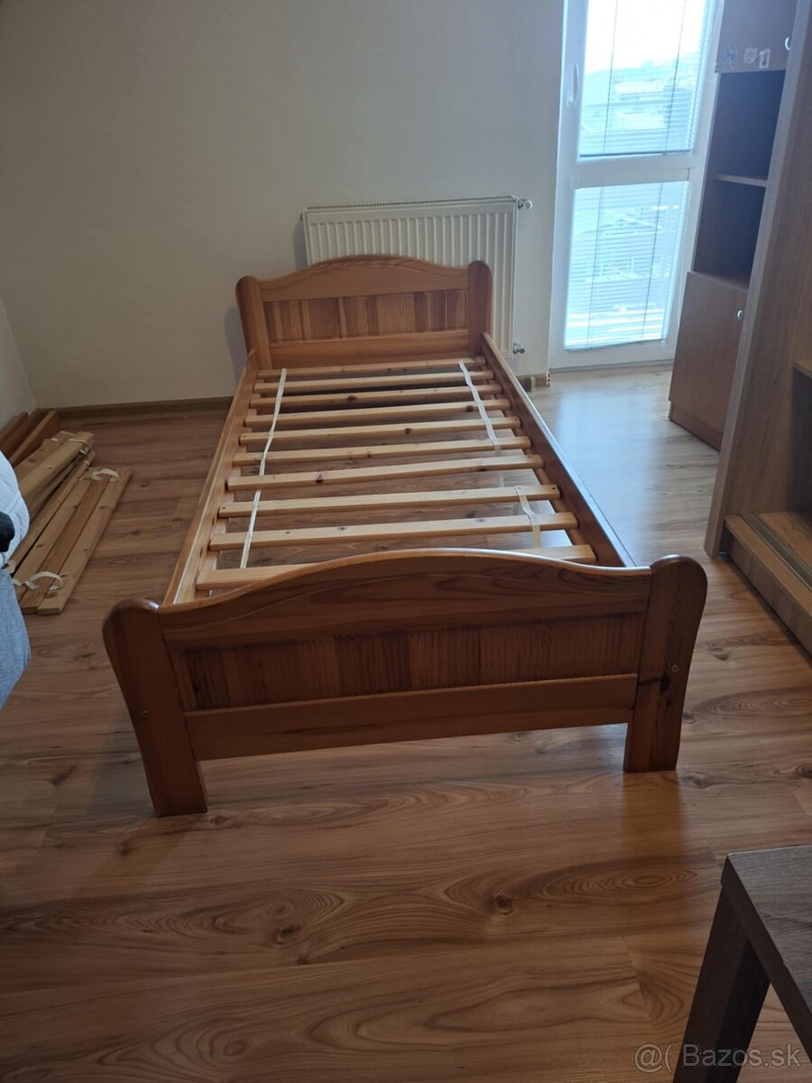 Masívne postele 2ks  90x200