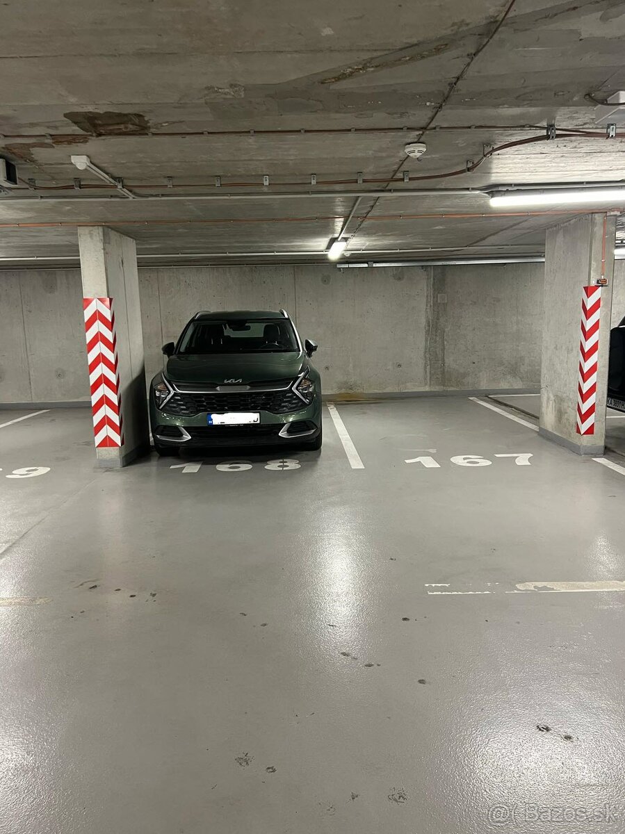 Parkovacie miesto Tabáň Nitra - prenájom