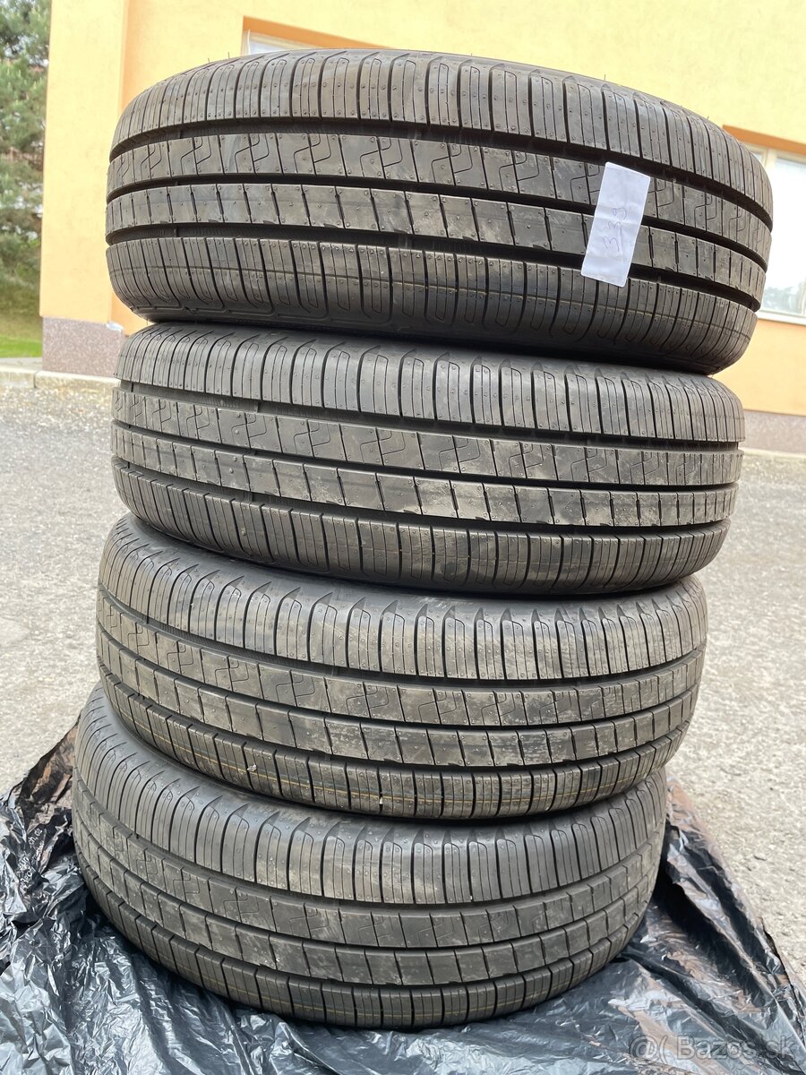 Letne nove Goodyear Efficient Grip 195/60R18 96H DOT 24/24