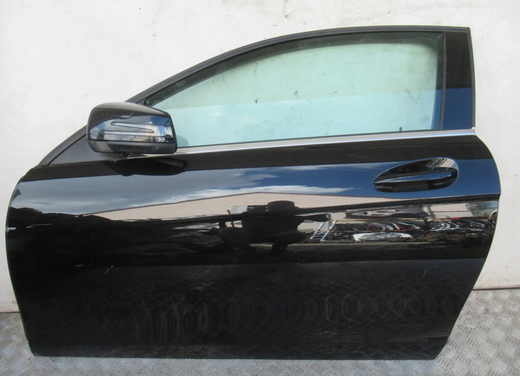 Mercedes C klassa W204 Coupe 2007- predné ľavé dvere