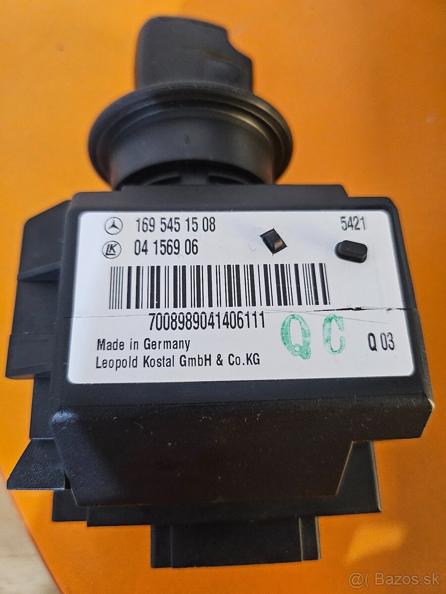 Predám spínačku mercedes A, w169, 1695451508, 169 545 15 08
