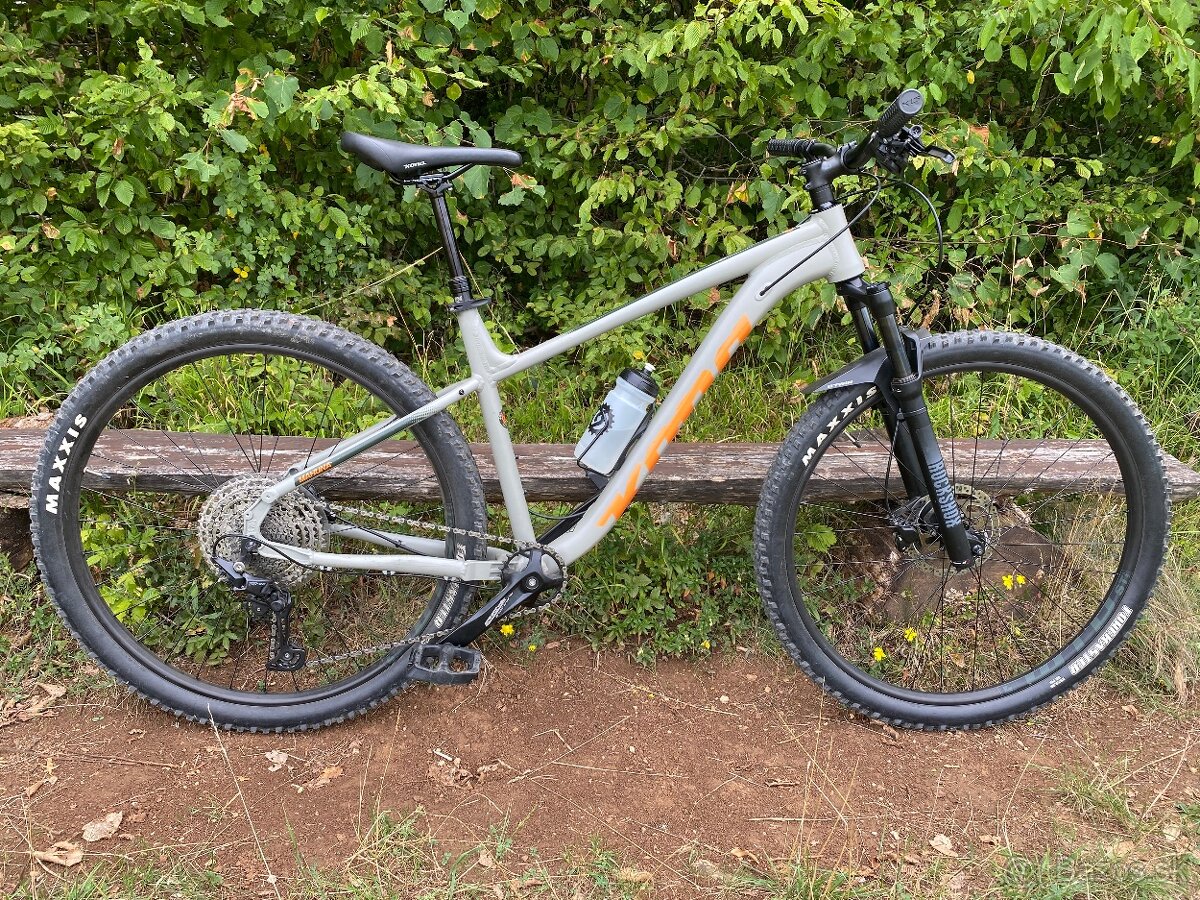 Horsky bicykel Kona Mahuna L