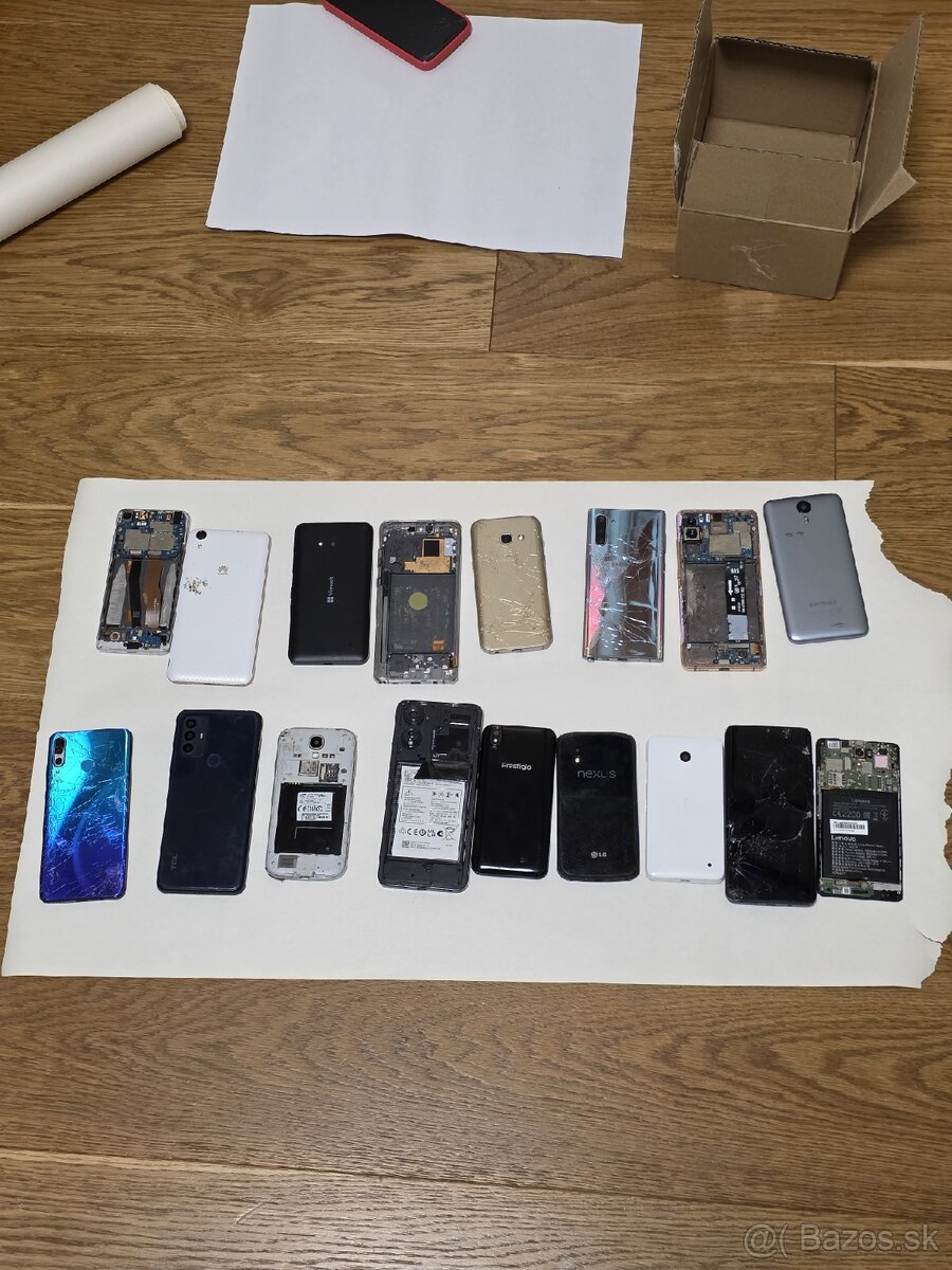 Mobily na opravu, diely, do zbierky