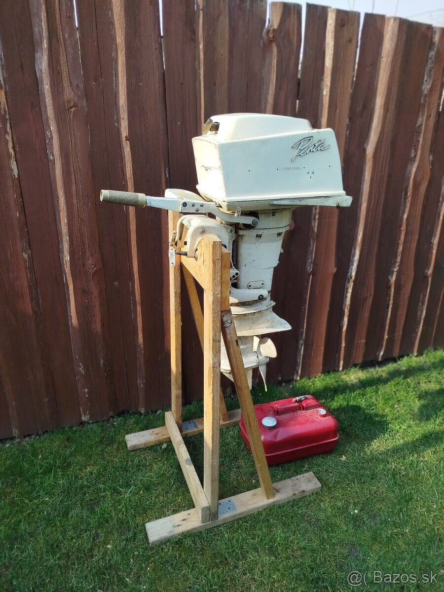 ZÁVESNÝ LODNÝ MOTOR VOLVO PENTA 25HP